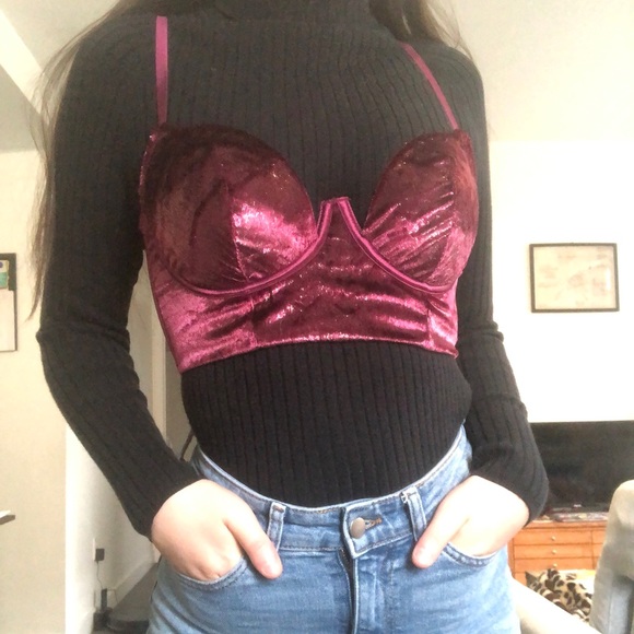 (194) Victoria’s Secret Velvet Bustier Bra - Picture 2 of 8